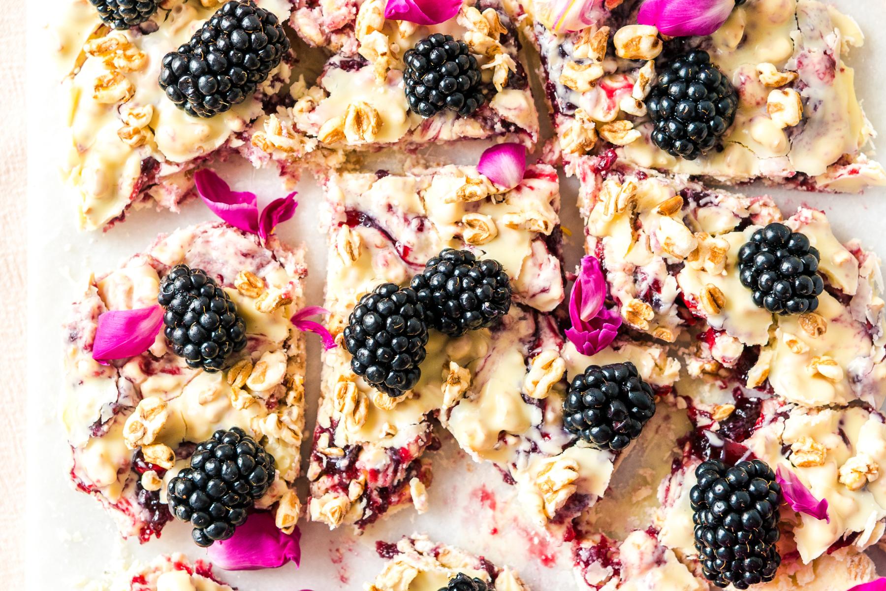 Brombeeren auf Gebäck