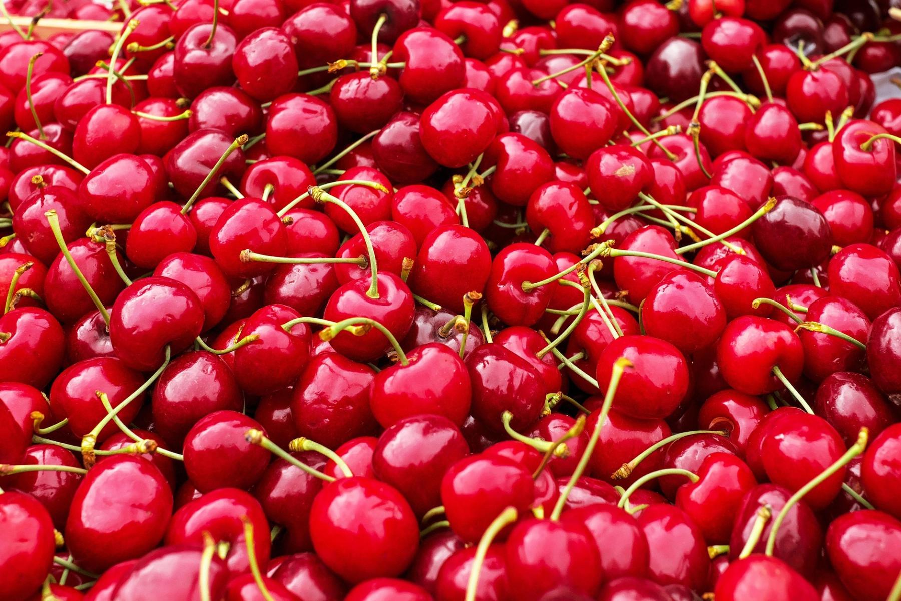 viele Kirschen