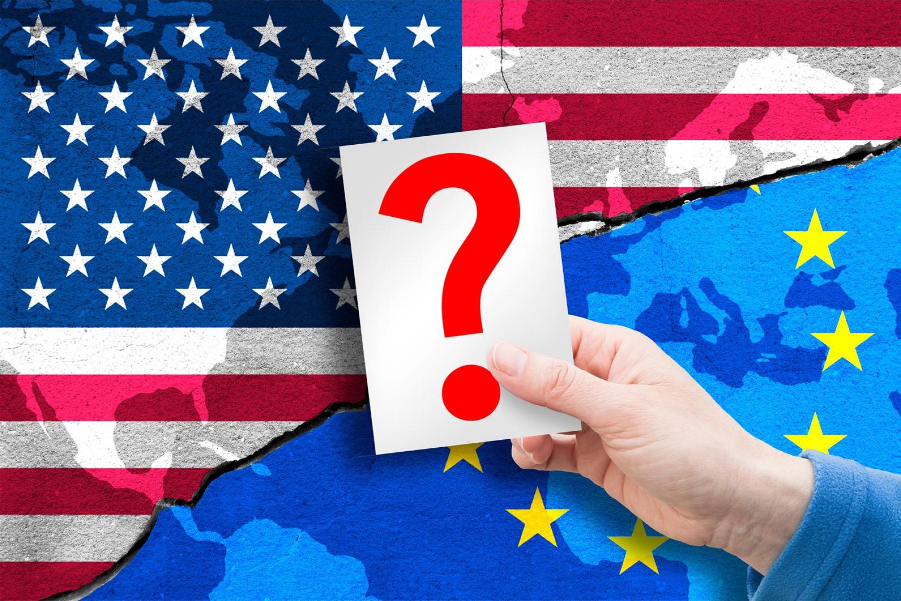 Flaggen von der EU und den USA