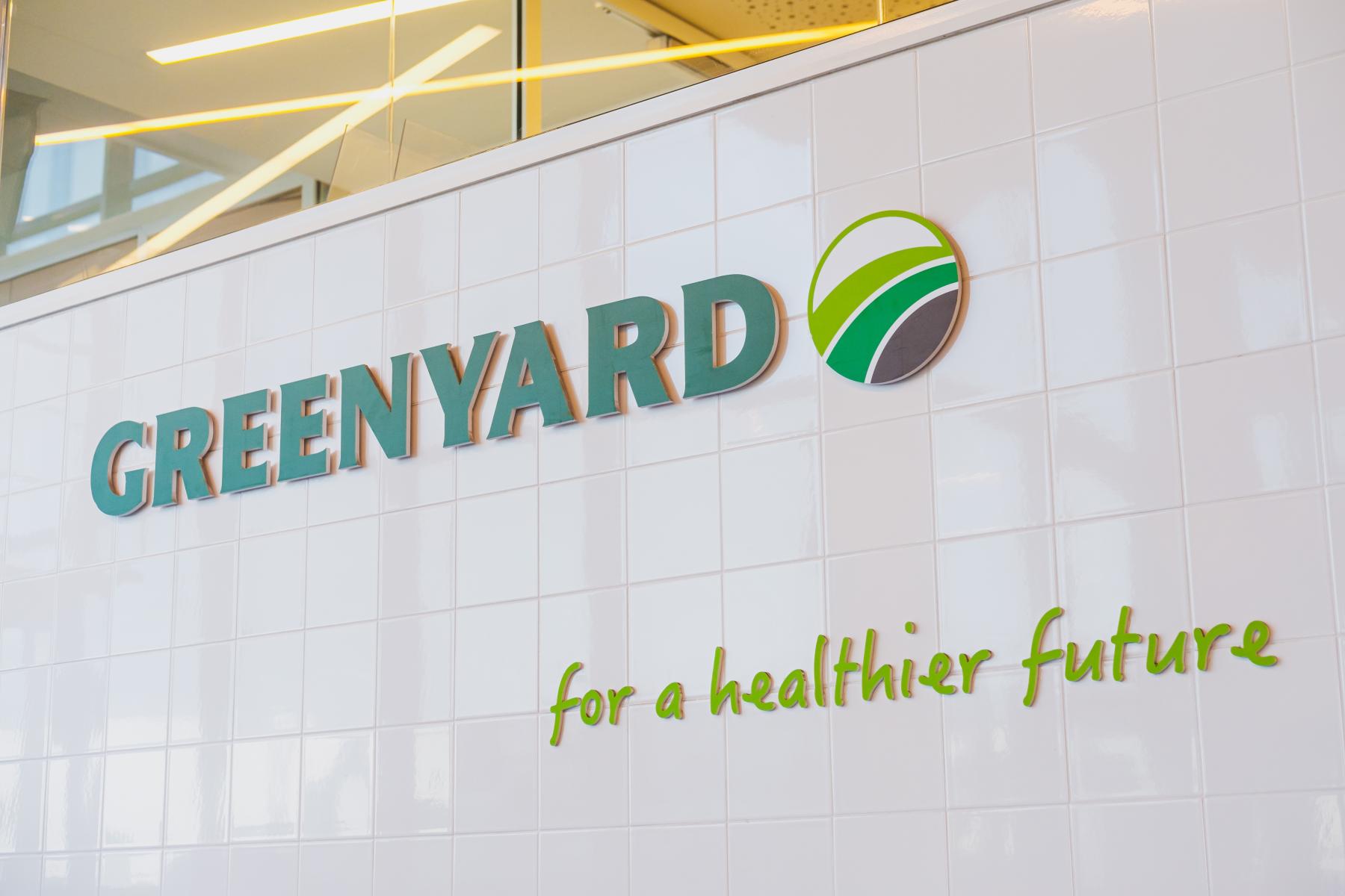 Greenyard-Logo mit Slogan "for a healthier future"