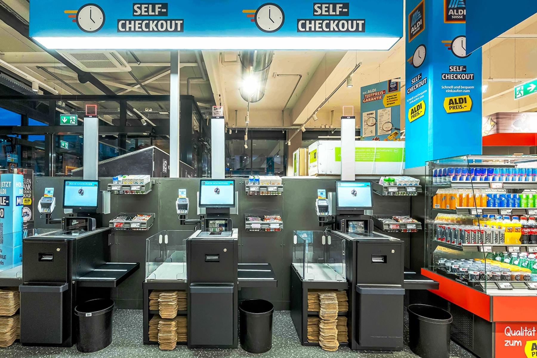 Self-Checkout-Kassen bei Aldi Suisse
