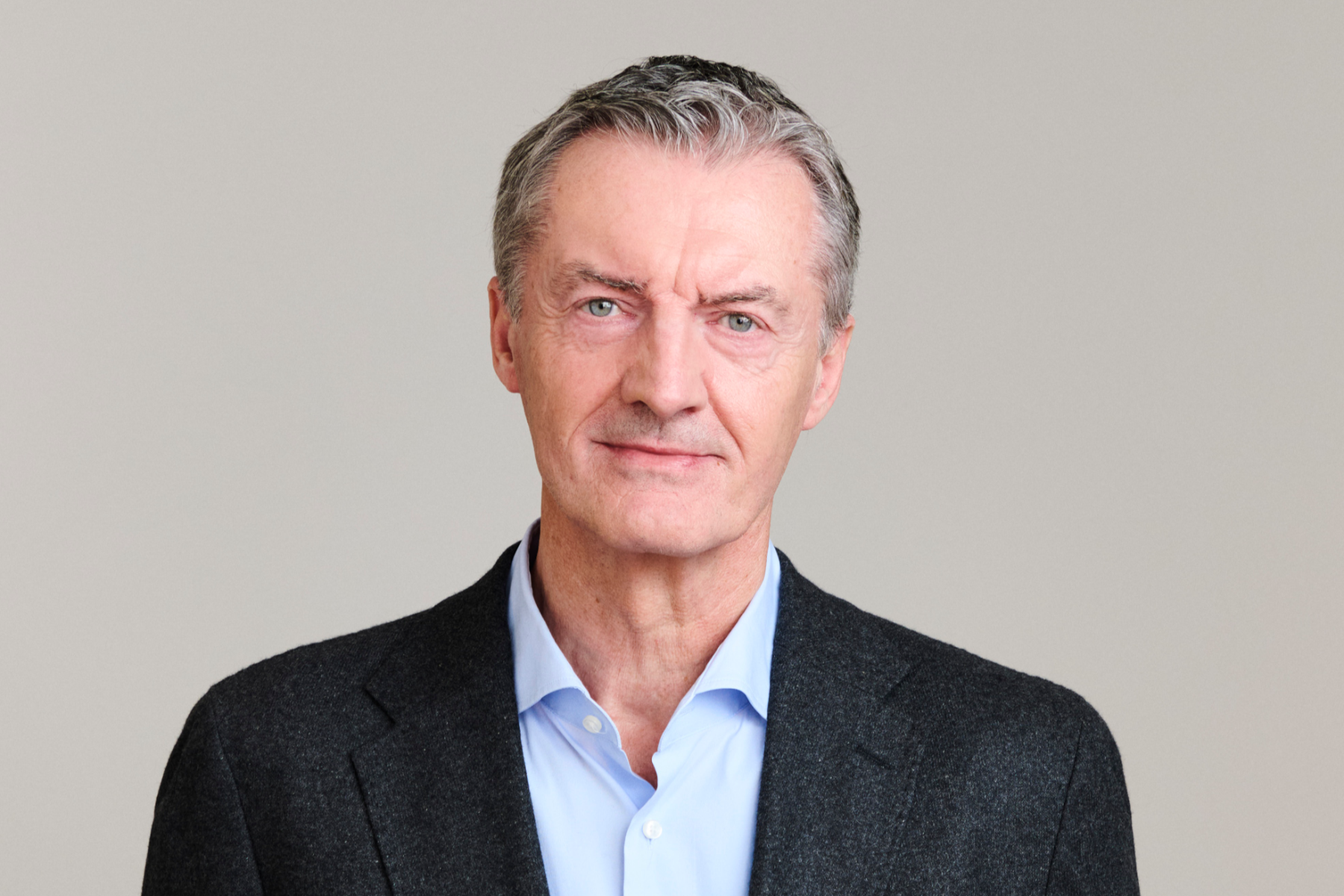 Portraitfoto Roland Neuwald