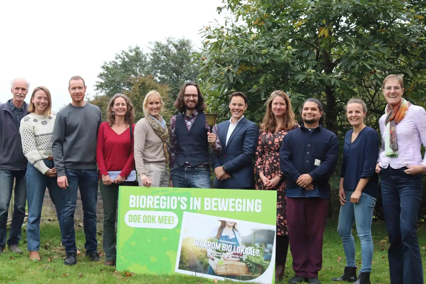 Gruppenfoto von der Ernennung der Bio-Region