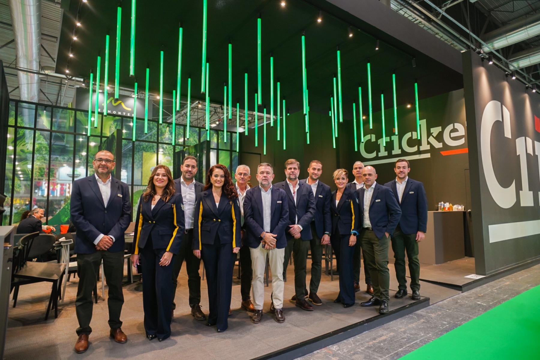 Gruppenfoto auf dem Messestand