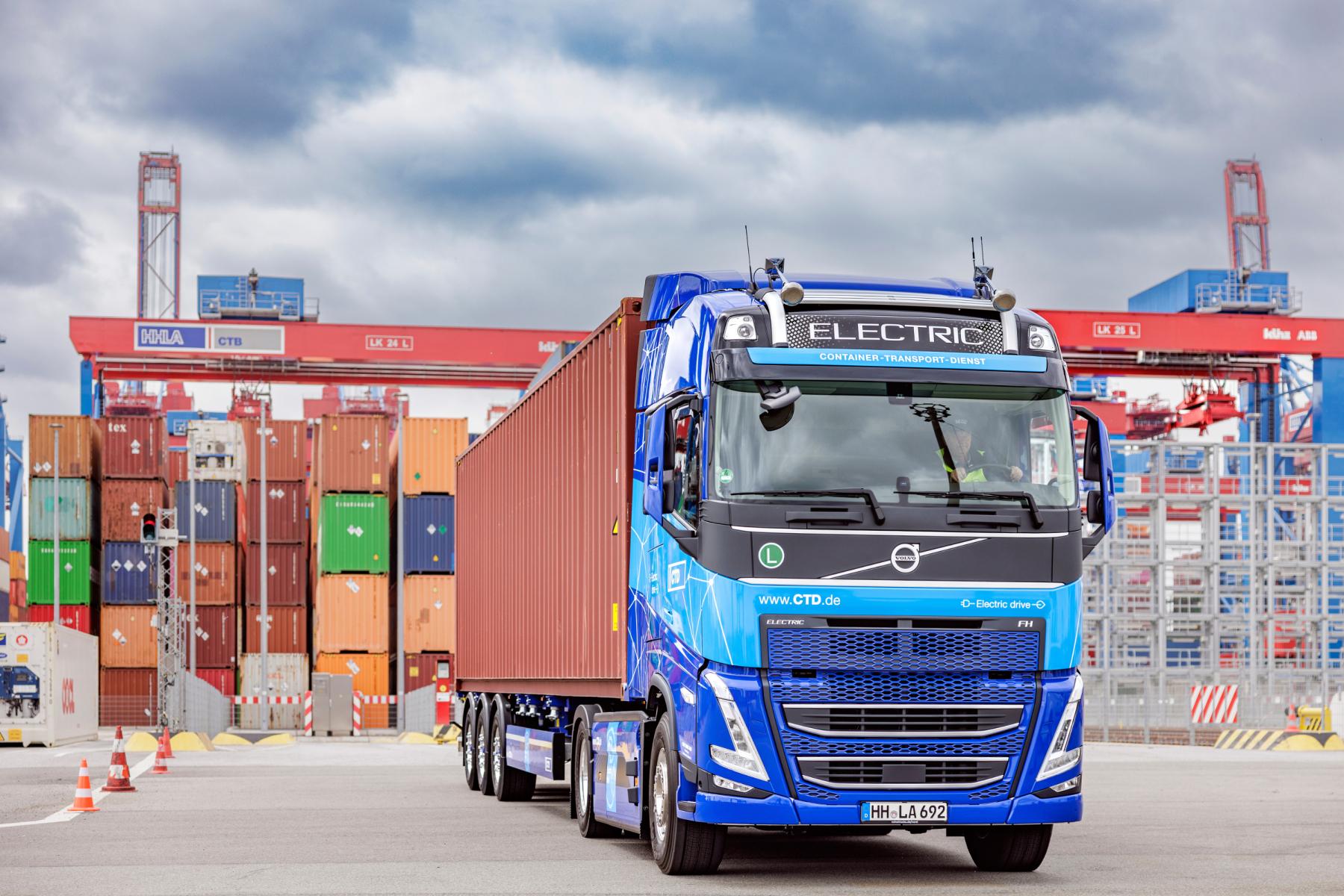 E-Lkw im Hamburger Hafen