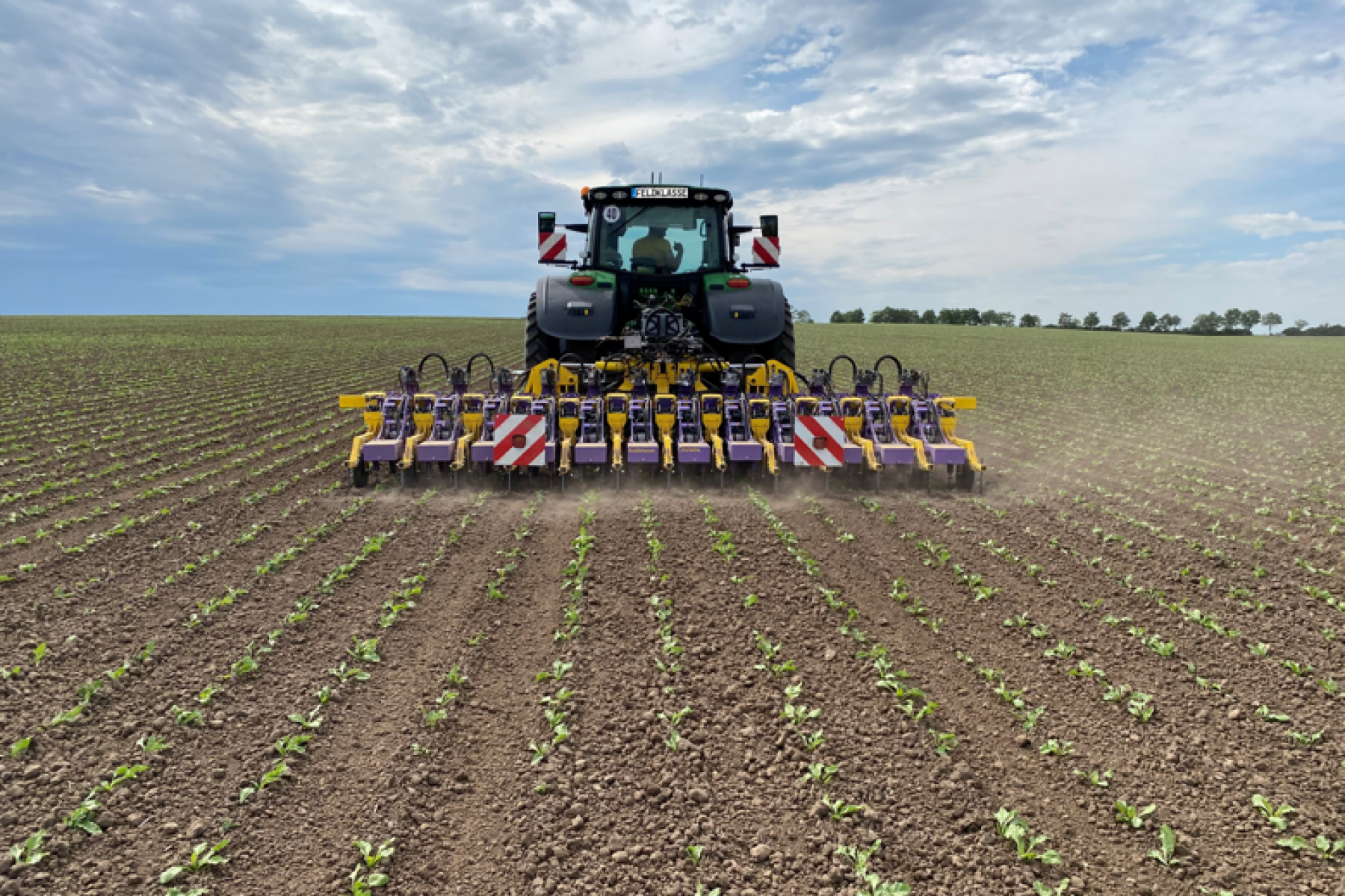 Maschine Zurama im Einsatz auf dem Feld