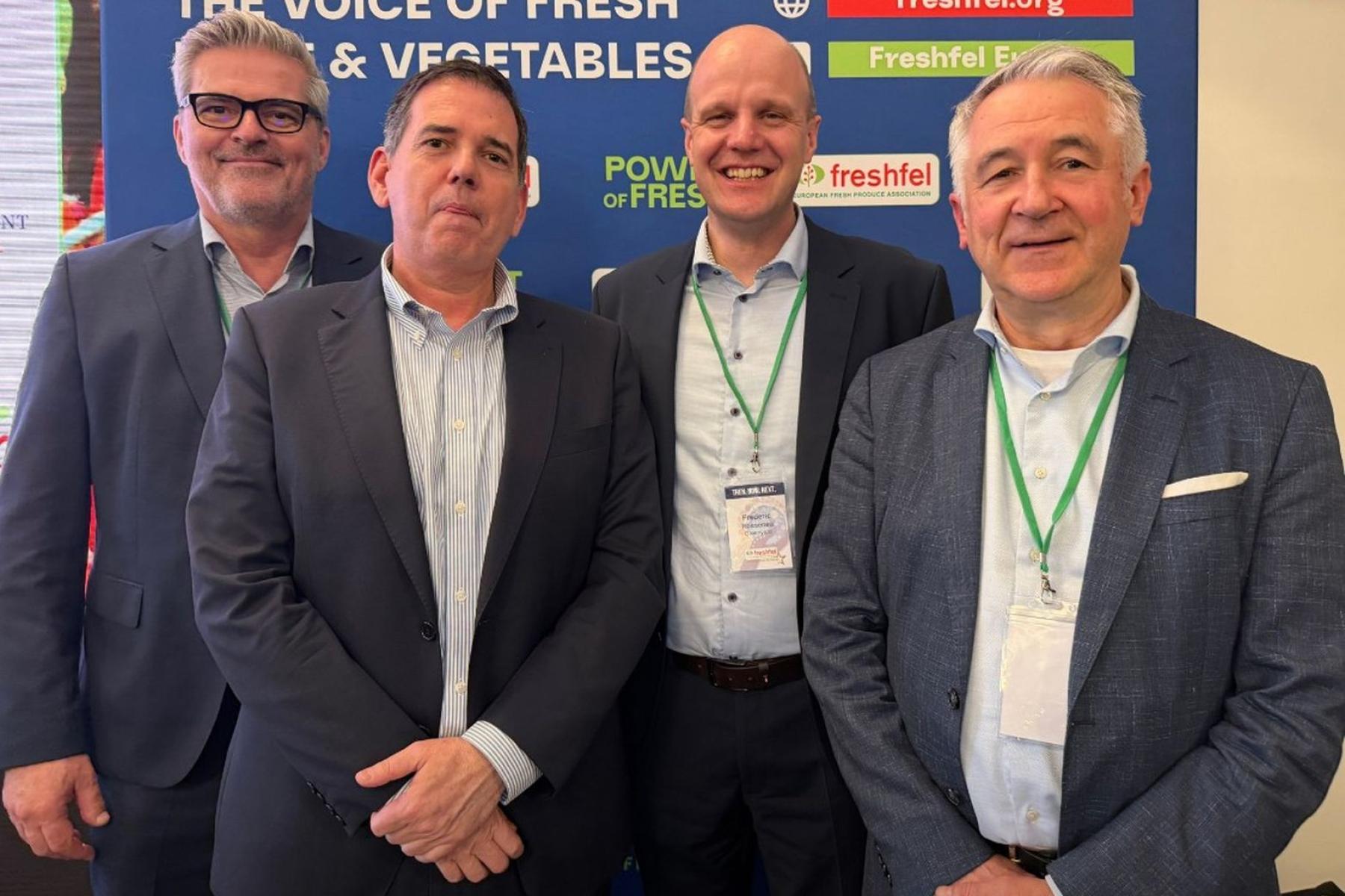 Anders Lind, José-Antonio García Fernández, Frédéric Rosseneu, Richard Schouten