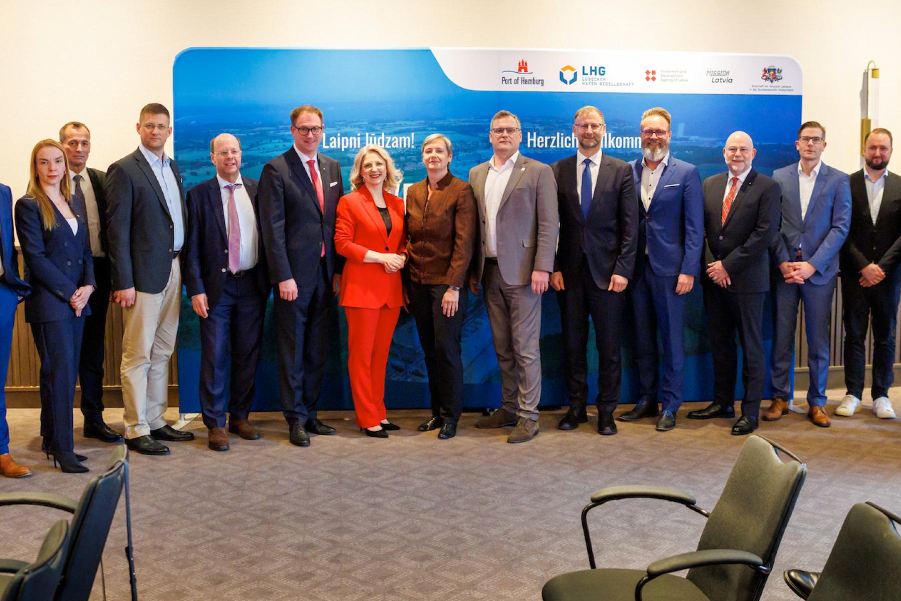 Vortragende, Panelteilnehmende, Organisatorinnen und Organisatoren des German-Latvian Port Forum