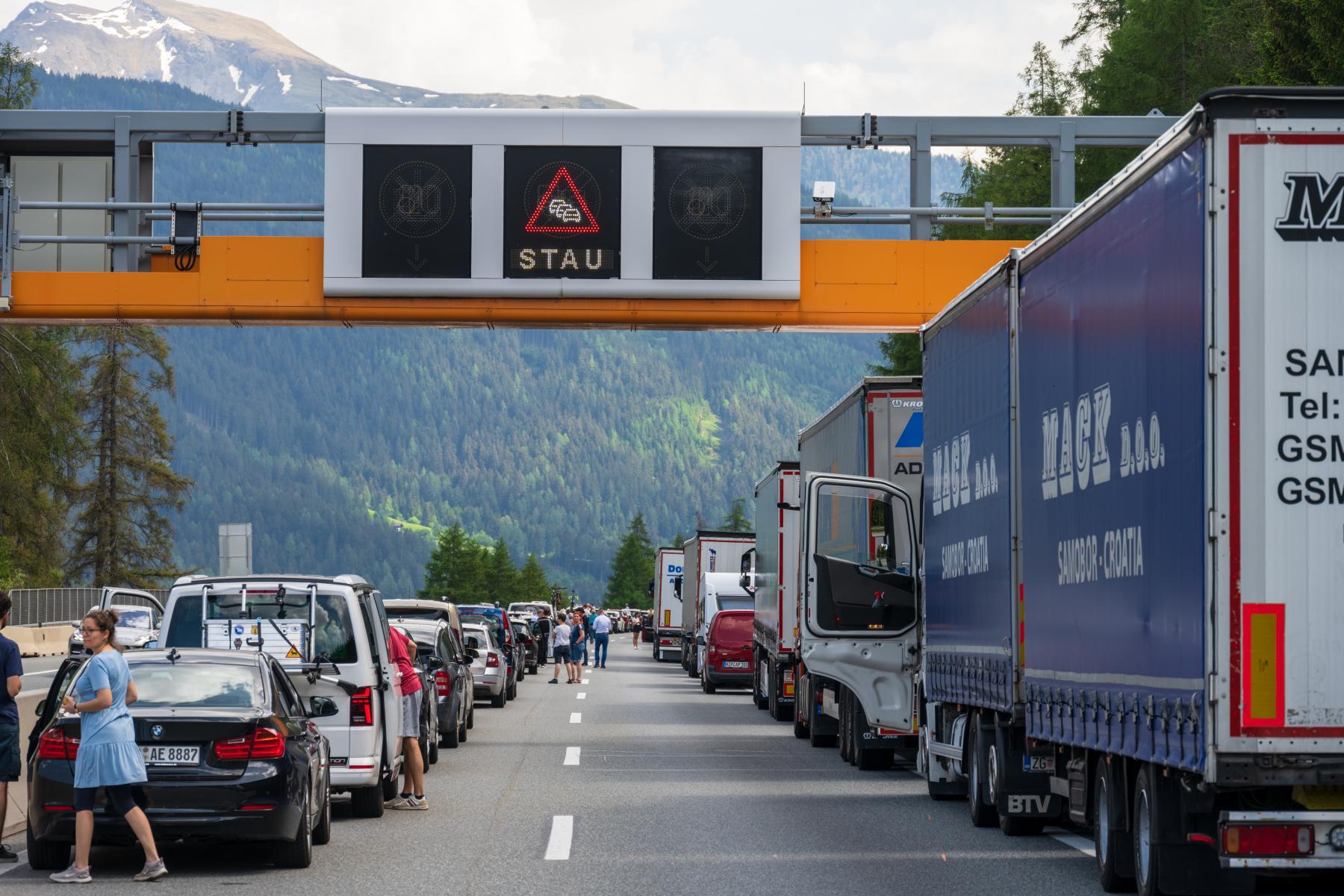 Stau auf der Brennerautobahn