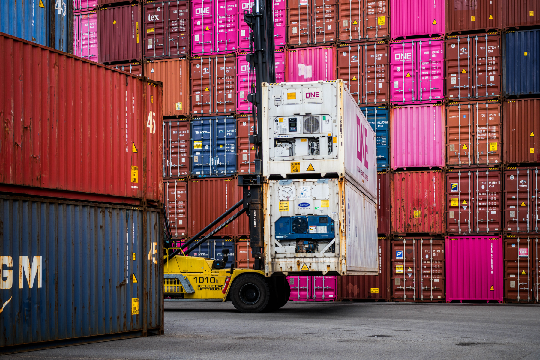 Conatiner im Hafen