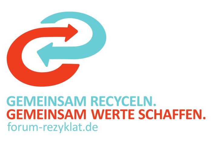 Logo Forum Rezyklat mit zwei Pfeilen in Kreisform und dem Text 'Gemeinsam recyceln. Gemeinsam Werte schaffen.' sowie der Webadresse forum-rezyklat.de