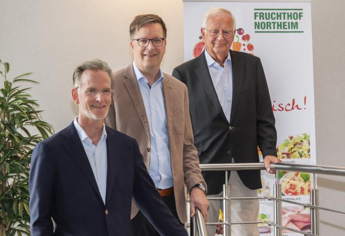 Lutz Hasenbeck (r.) mit den Söhnen Nils und Mark (l.)