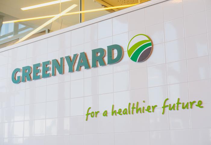 Greenyard-Logo mit Slogan "for a healthier future"