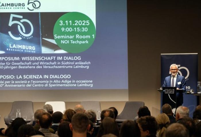er Direktor des Versuchszentrums Laimburg, Michael Oberhuber 