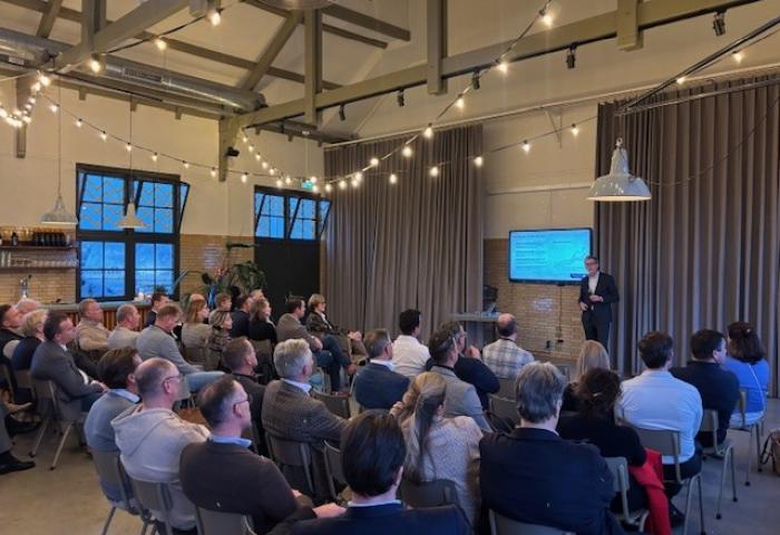 Direktionsabend mit Vorträgen vor Plenum