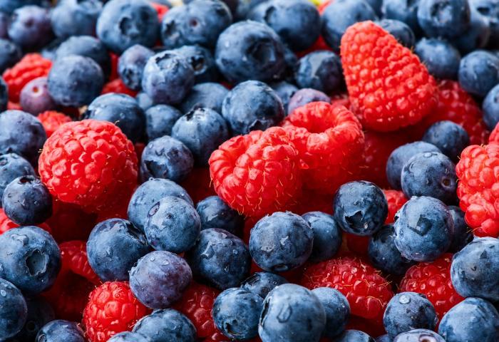 Heidel- und Himbeeren