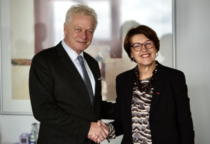Der deutsche Bundesminister für Landwirtschaft, Ernährung und Heimat, Alois Rainer, und die französische Ministerin für Landwirtschaft, Ernährungswirtschaft und Ernährungssouveränität, Annie Genevard