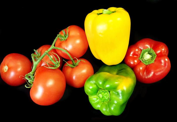Tomate und Paprika