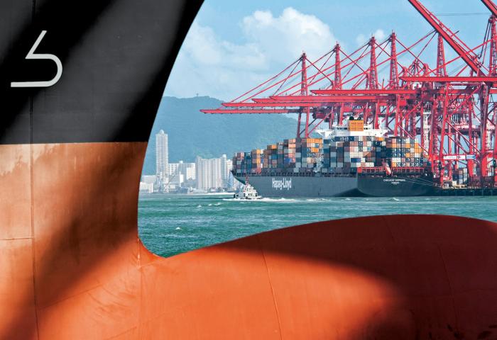 "Chicago Express" in Hongkong: eines von zwei modernen Ausbildungsschiffen