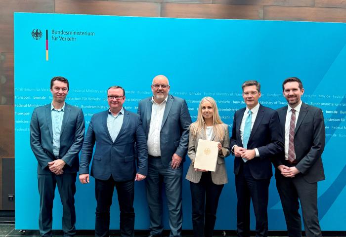 KI in Häfen: PortKIDialog+2035 soll digitale Transformation sozialverträglich und praxisnah erlebbar machen.