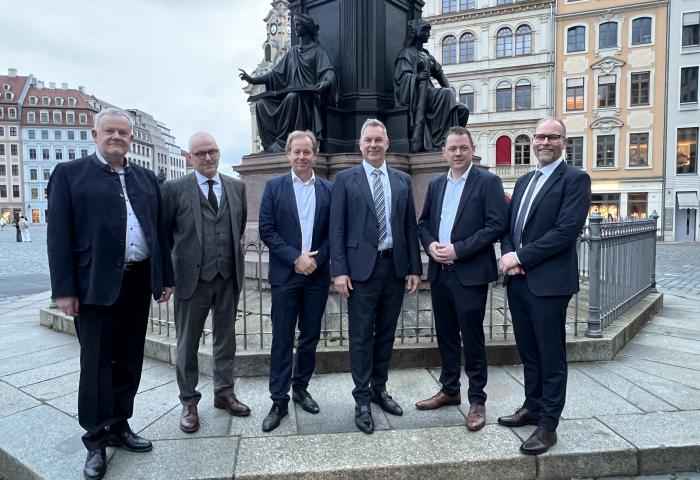 (v.l.) Hans-Jörg Friedrich, Dr. Bernd Falkenau, Hans-Jörg Elvers, Johannes Bliestle, Christian Mählmann und Dr. Christian Weseloh