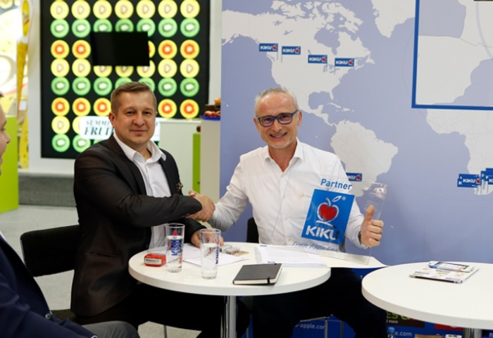 Jürgen Braun und Tomislav Pavic an einem Tisch