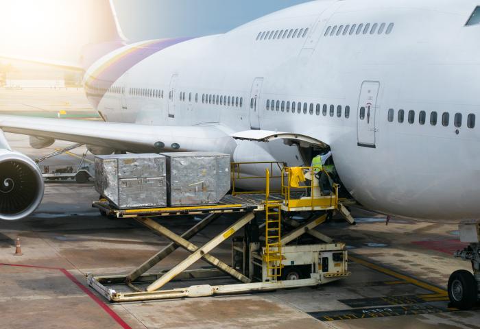 Boeing bei der Beladung
