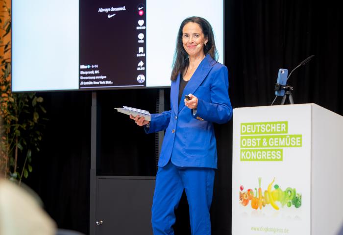Nuria Pizan hält Vortrag auf dem DOGK 2026