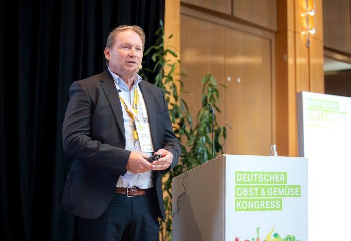 Roland Wirth während seines Vortrags beim DOGK 2026