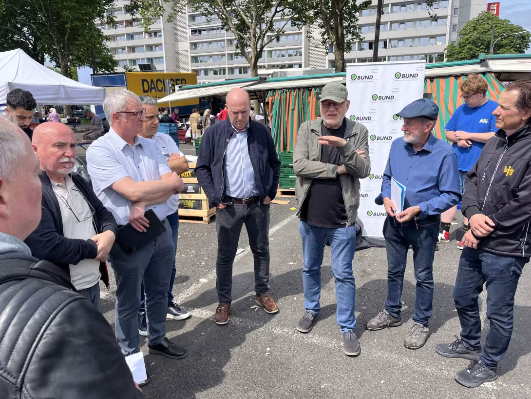 Musa Sarıca (Selina Abholmarkt), Michael Rieke (Sprecher IG Kölner Großmarkt e.V.), Nevzat Taşkiran (Birkenheyer Fruchthandels GmbH), Prof. Dr. Pablo Steinberg (Leiter AG Frischezentrum, BUND Köln), Jörg Frank (Experte für Kommunalpolitik, BUND Köln), Dr. Helmut Röscheisen (BUND Köln), Peter Bruckmann (Vorsitzender Bickendorfer Interessensgemeinschaft)